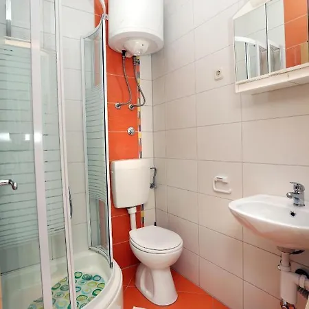 Apartament By The Sea - 8683 *