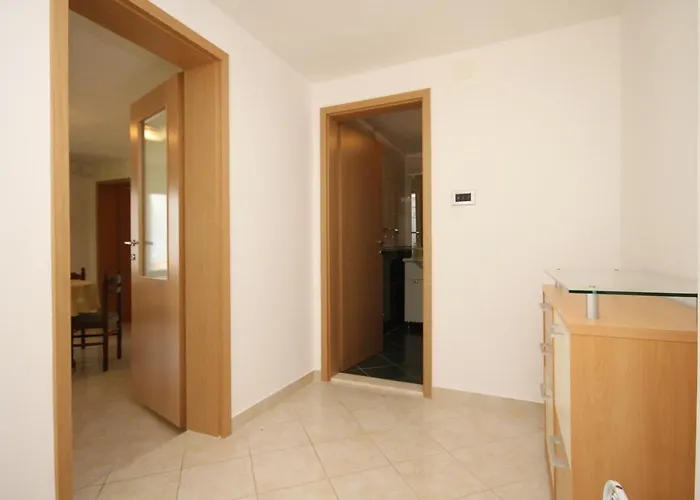 By The Sea - 8683 * Trogir