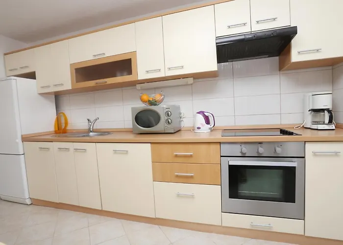 Lägenhet By The Sea - 8683 Trogir