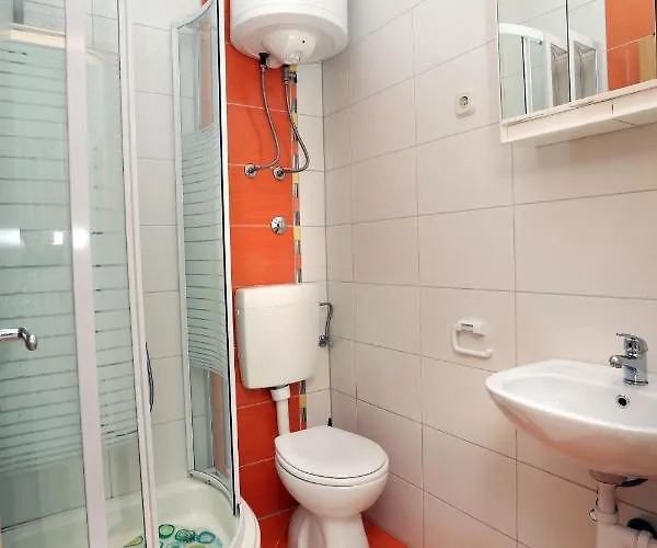 Lägenhet By The Sea - 8683 *